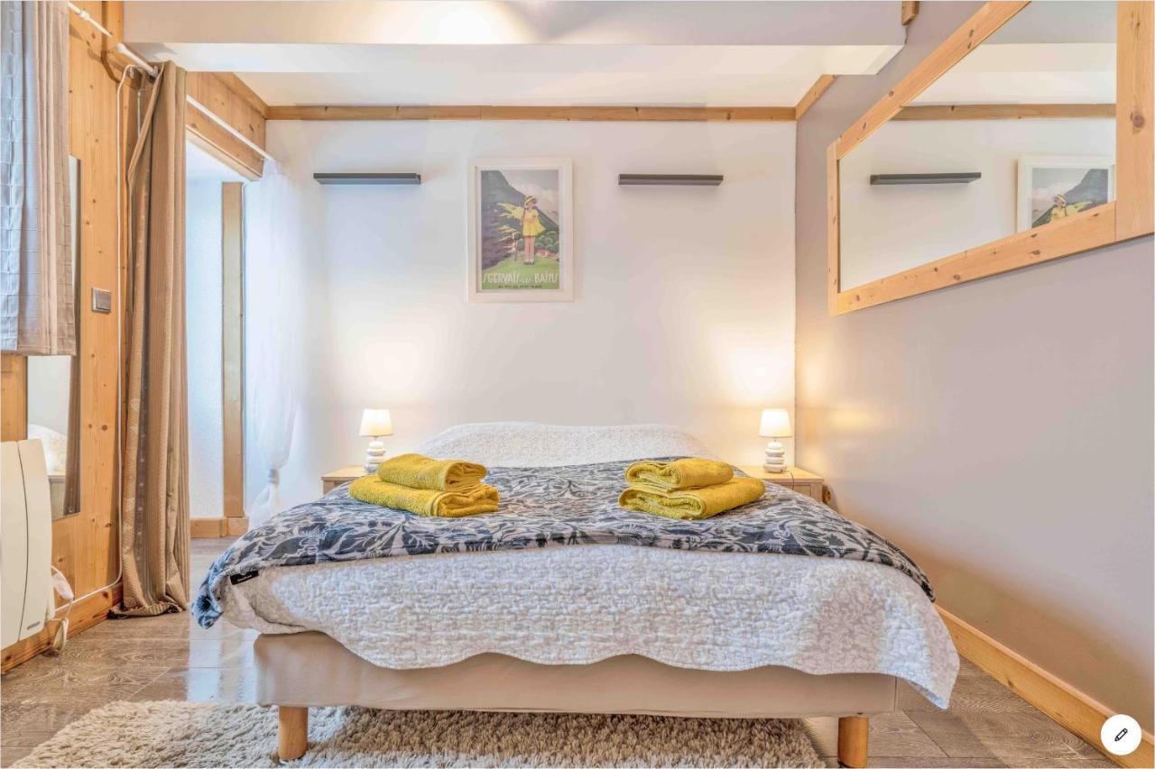 Chambre Independante Avec Salle De Bain Independante Au Rdc D Un Chalet A 25 Kms Chamonix Saint-Gervais-les-Bains Buitenkant foto